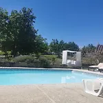 De Caractere, Piscine Et Vue