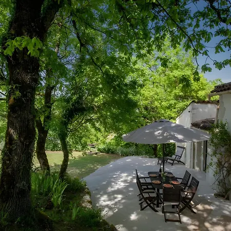 Feriehus De Charmes A Fargues . *